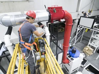 Ferrocrtalic assembling